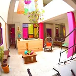 Vivir Bonito Hostal