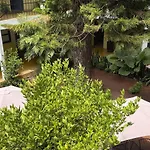 Hotel y Hostel Allende