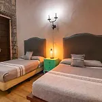 Hotel Cantera Rosa