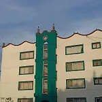 Hotel Tres Torres