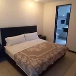 Hotel Ross