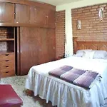 Peaceful Central Family Home