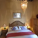 La Casa De Los Limones