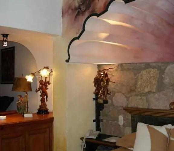 Hotel La Casa De Las Rosas