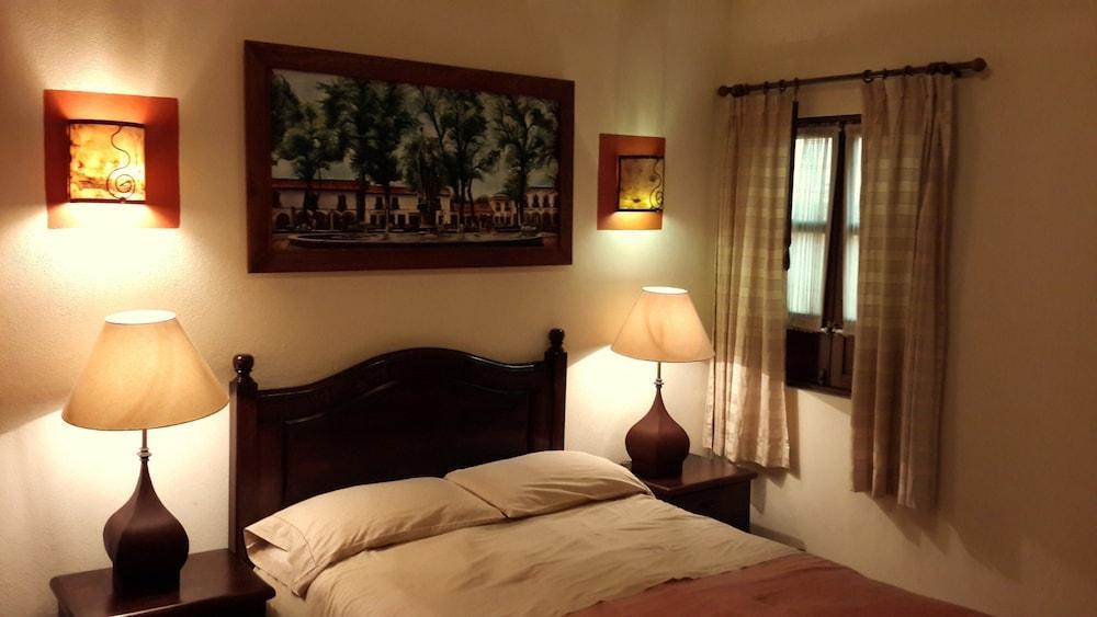 Hotel Casa Del Virrey&suites