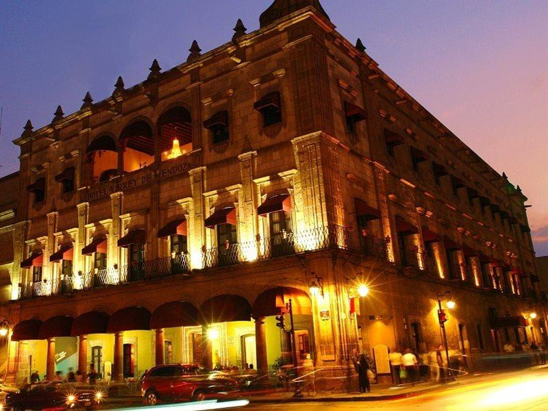 Hotel Virrey De Mendoza
