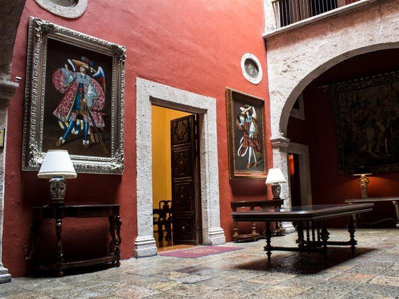 Hotel Virrey De Mendoza