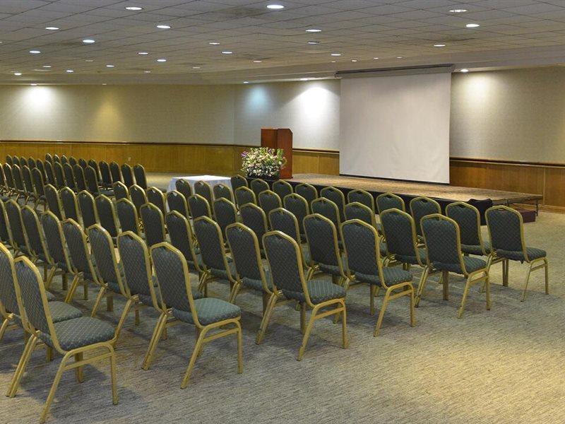 By Ihg Hotel 3*