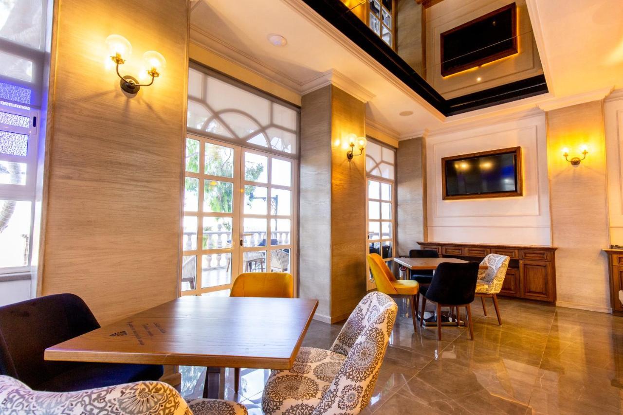 & Mansion Solis By Hotsson Hotel