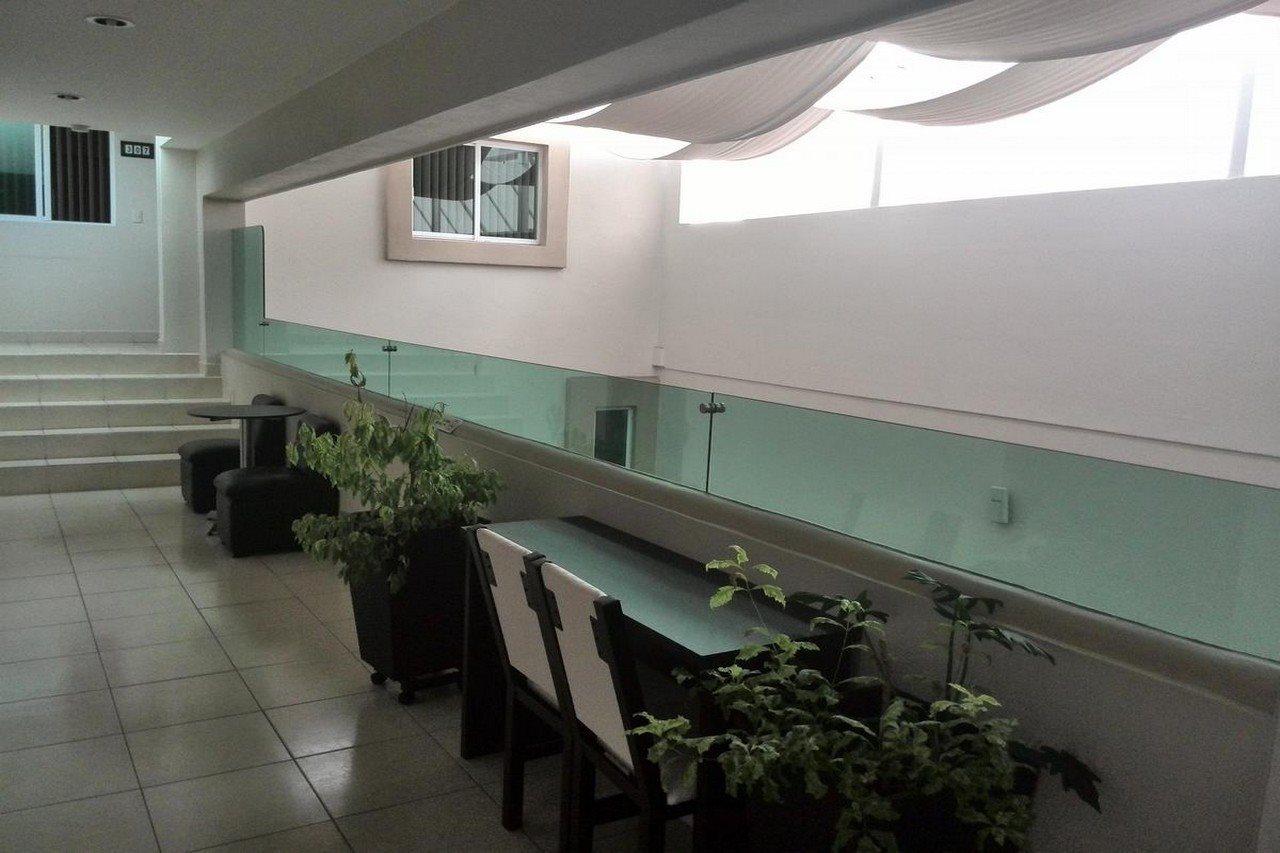 Casa De Dulces S Express Hotel 4*