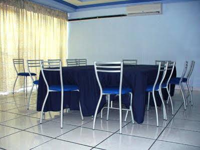 Hotel Diana Del Bosque By Dot Urban
