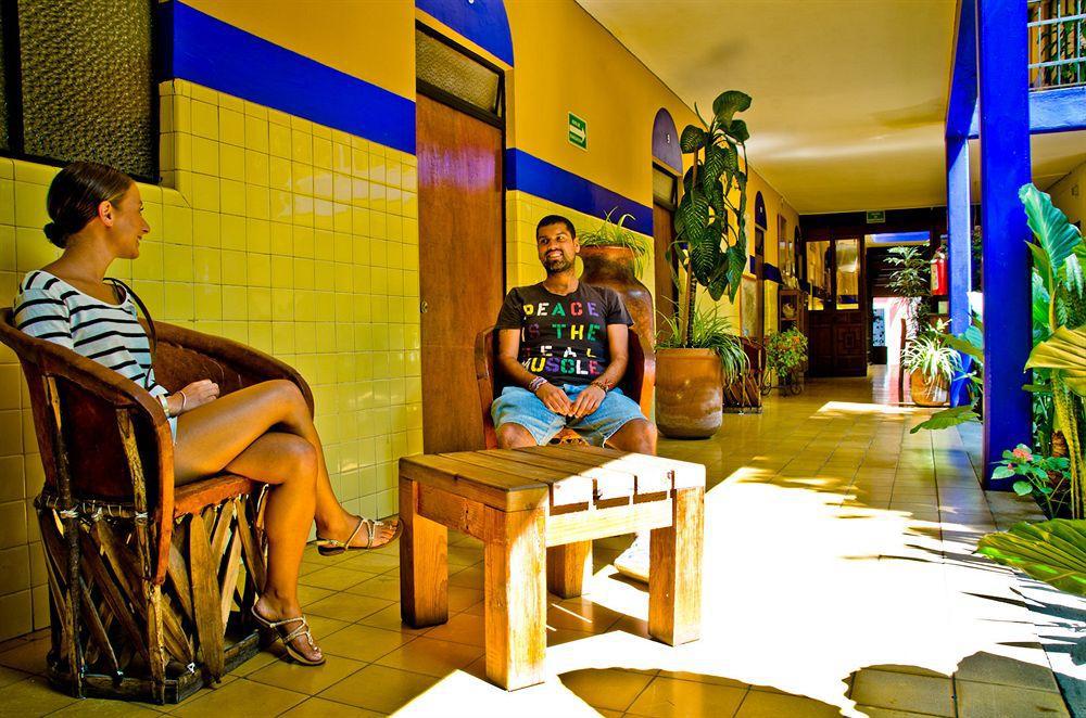 Allende 3*