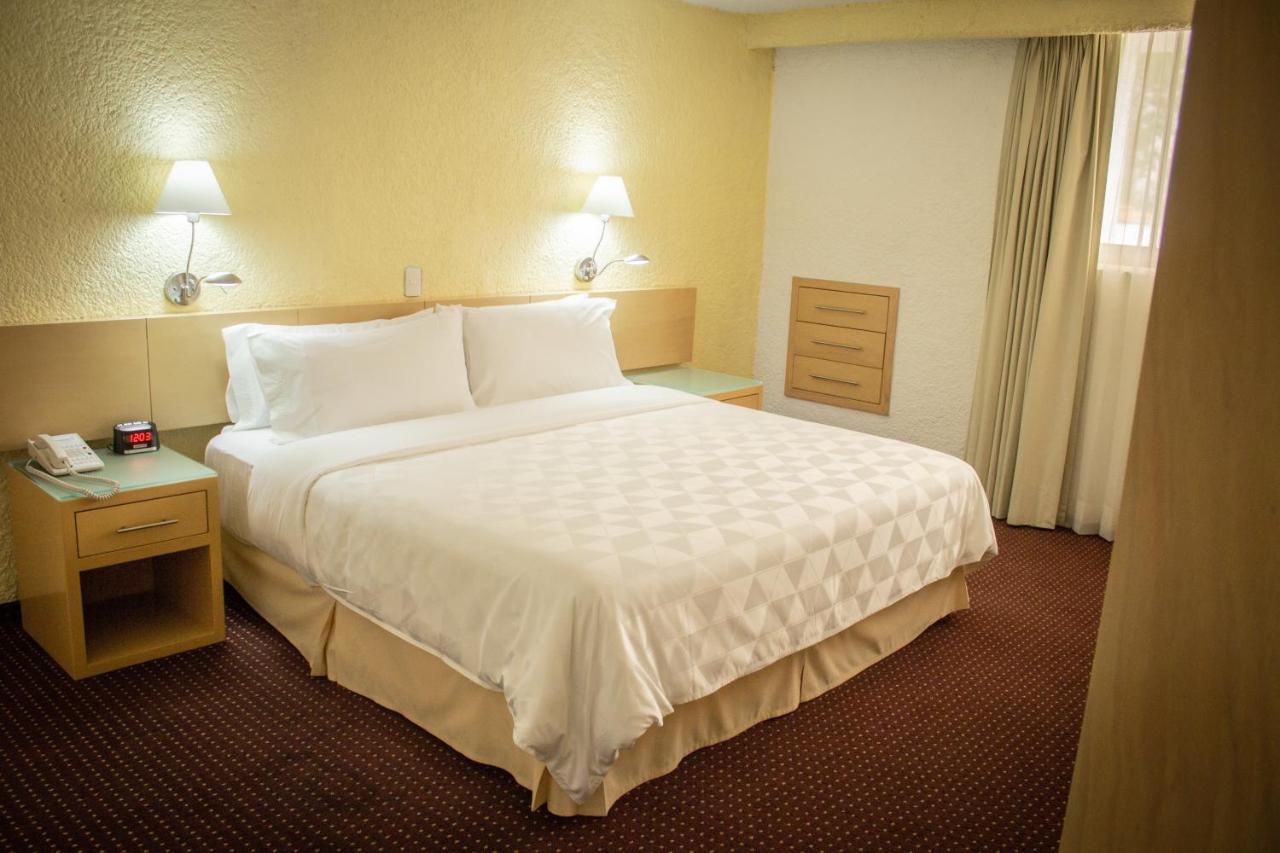 Hotel By Ihg 3*