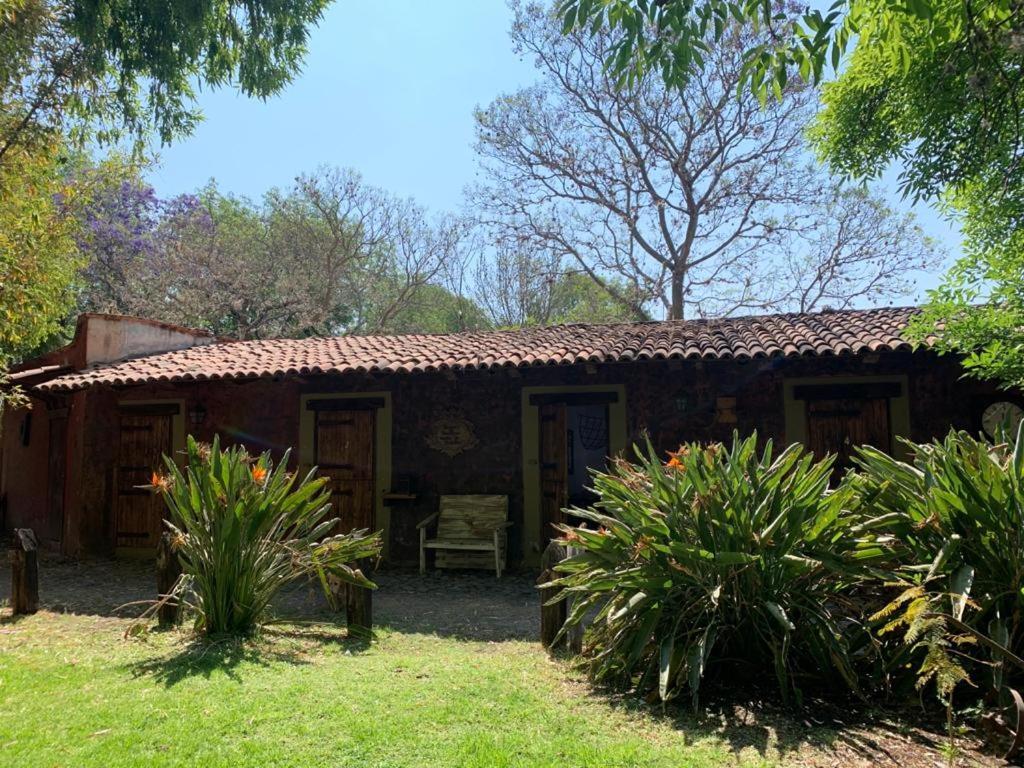Hotel Hacienda Tzintzimeo
