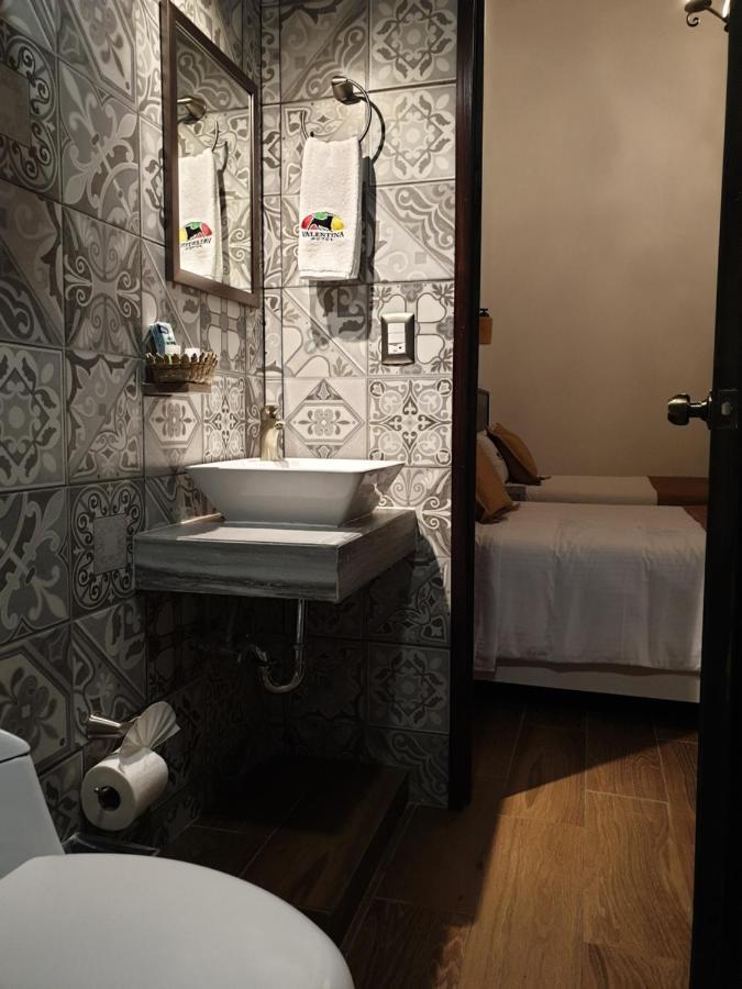 Don Carlos Hotel