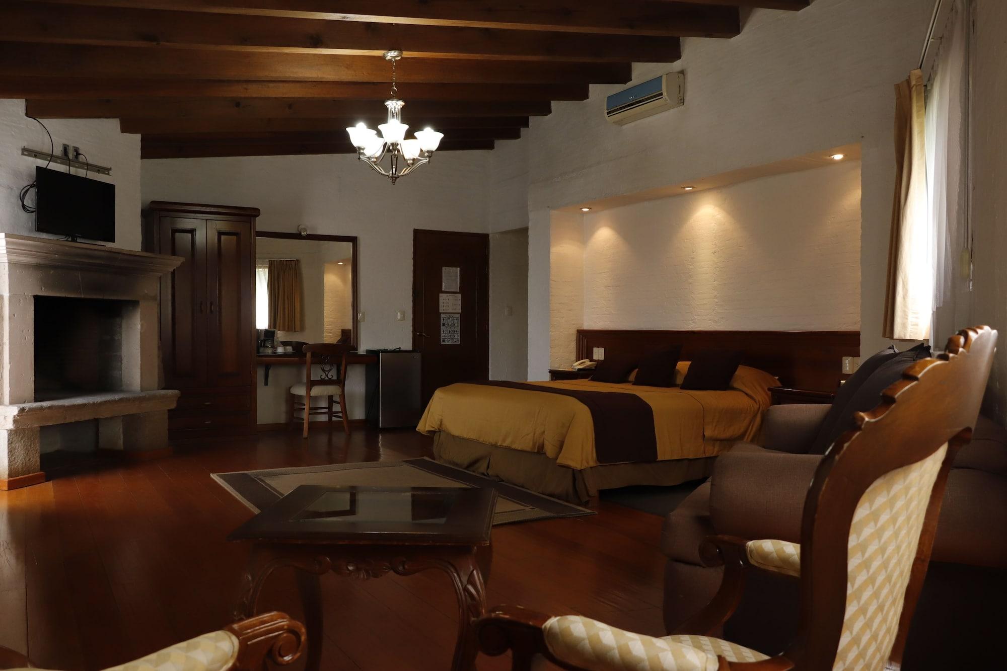 Hotel Casa De La Loma