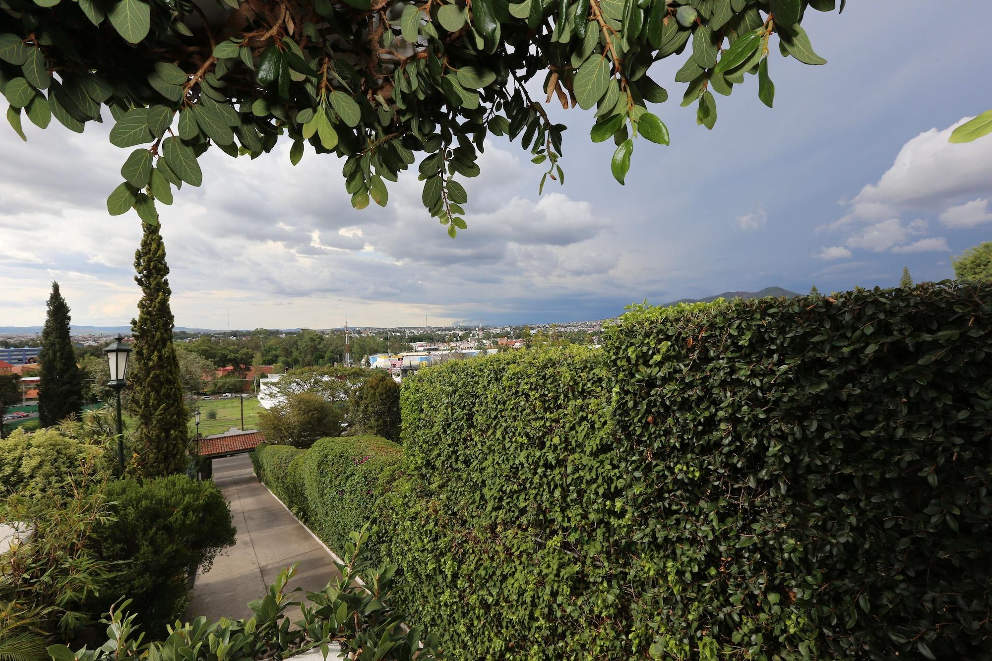 Hotel Casa De La Loma Morelia