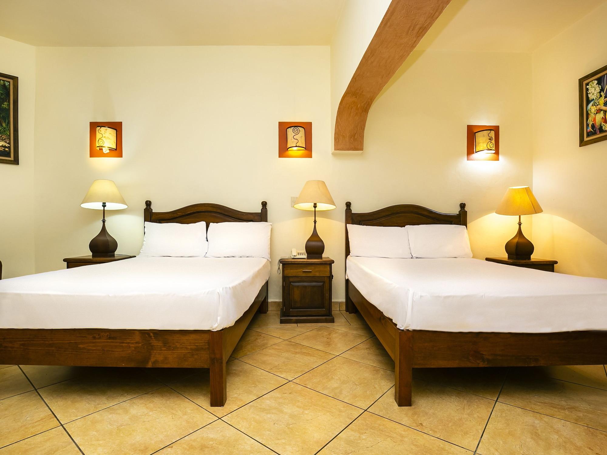 Casa Del Virrey&suites Hotel