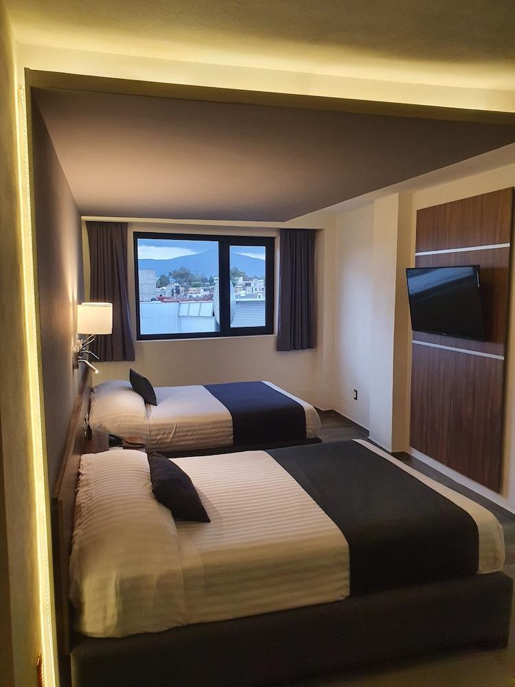 Estanza Hotel&suites Hotel Morelia
