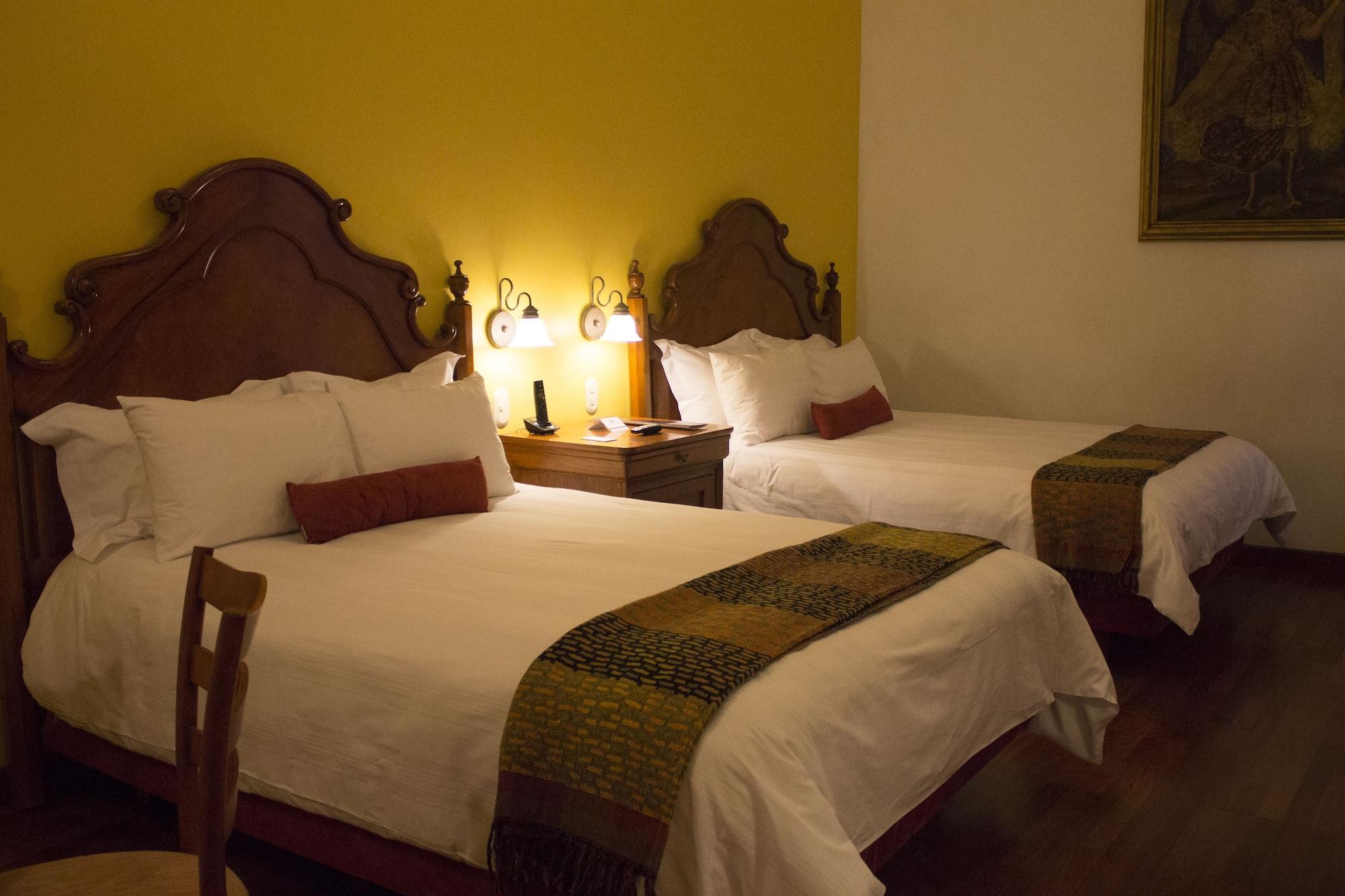 Juaninos Hotel