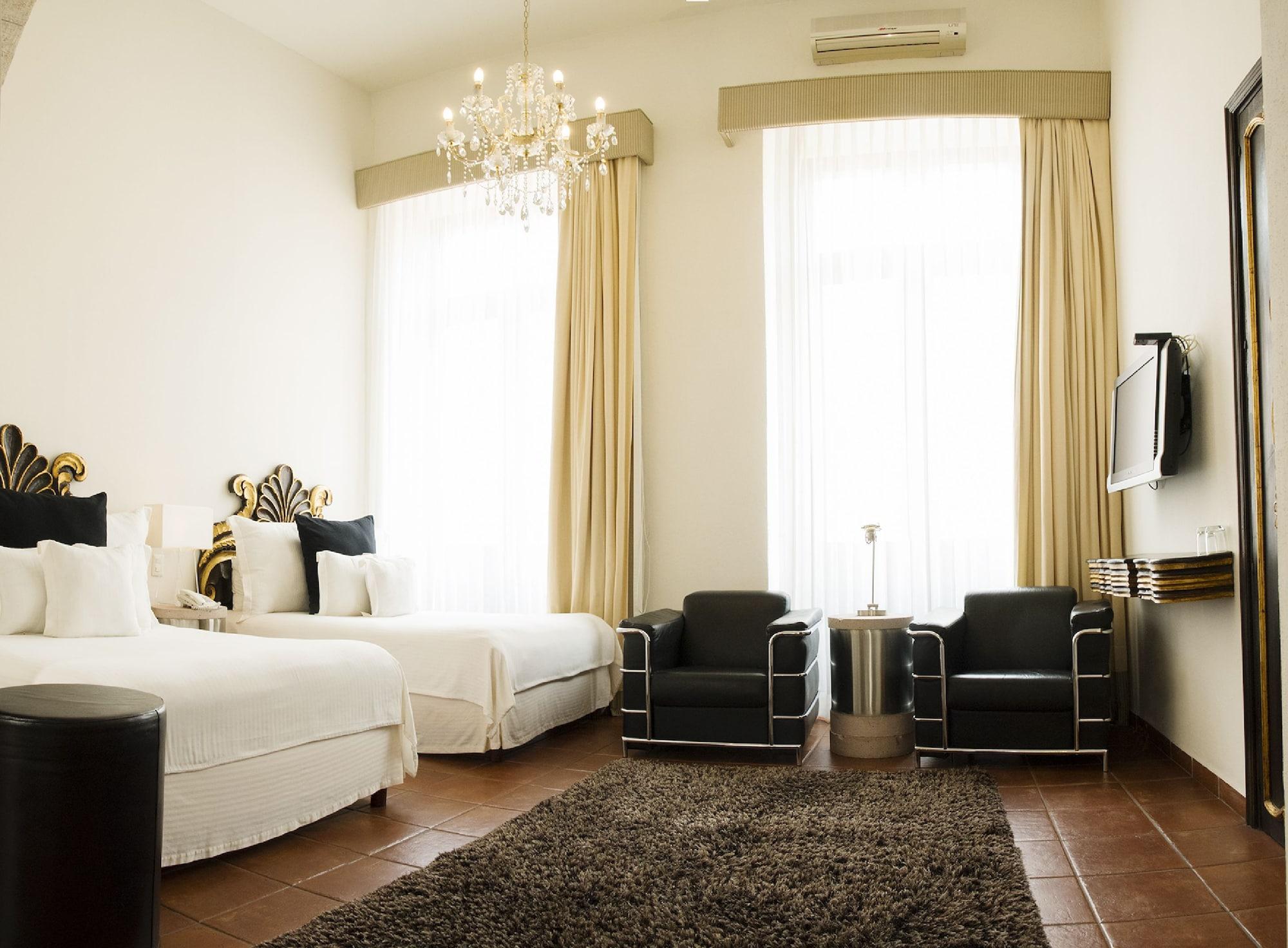 Hotel Herencia By Hosting House 4*