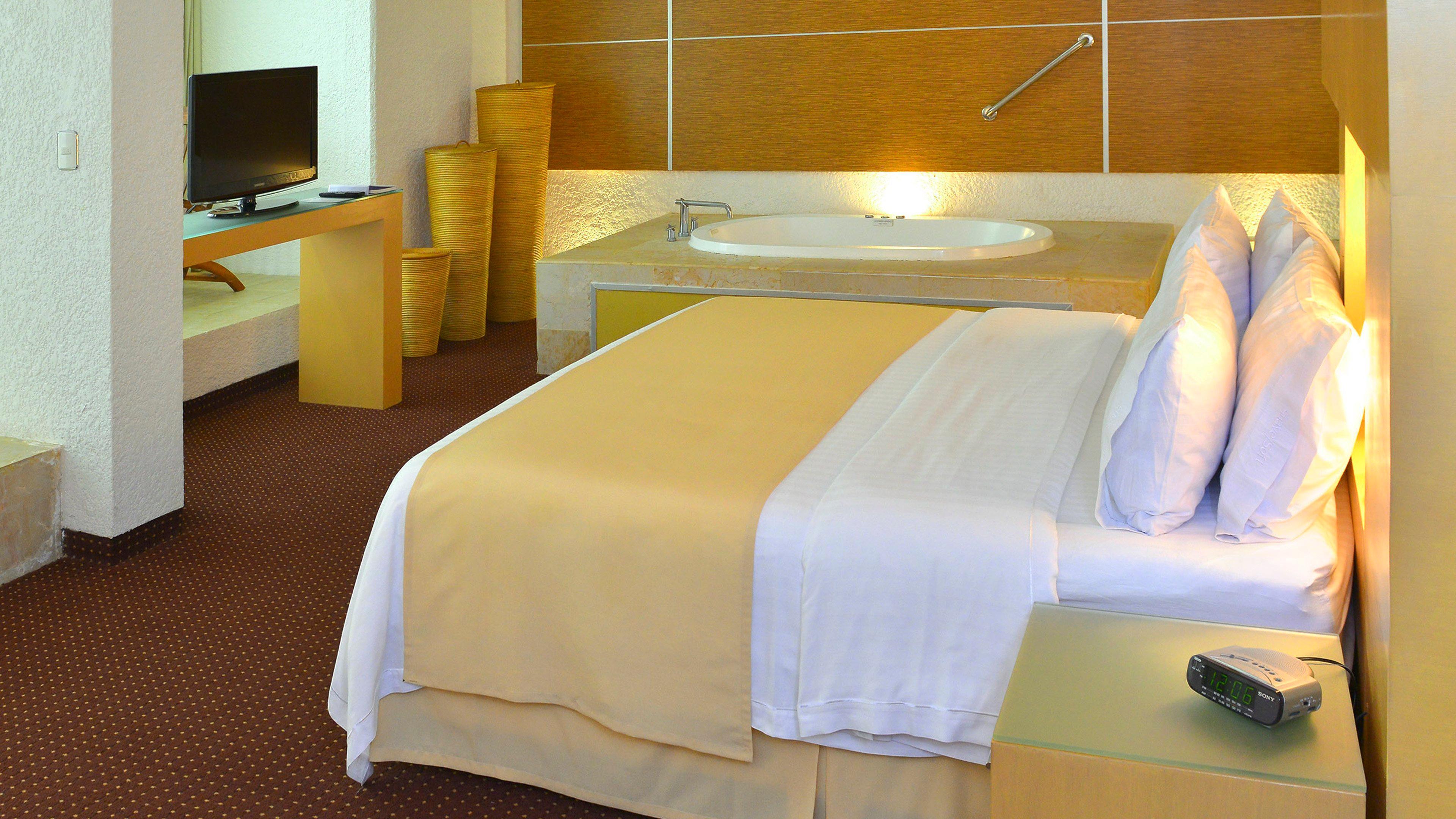 By Ihg Hotel