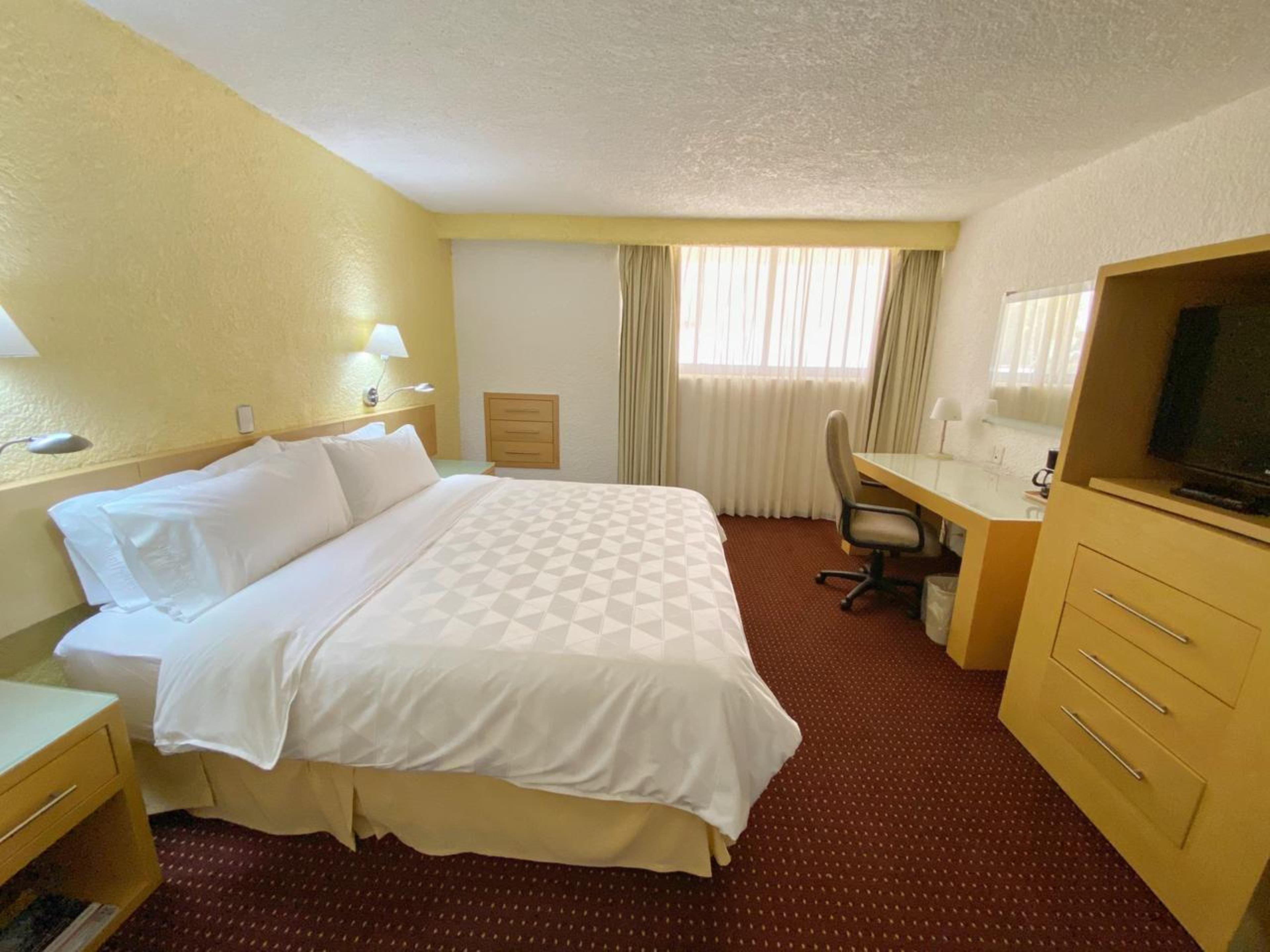 By Ihg Morelia