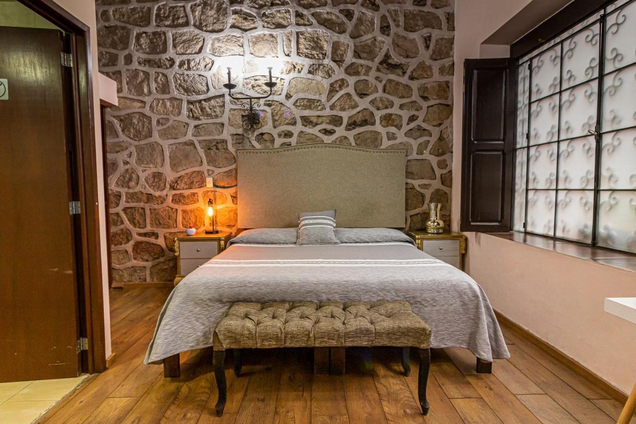 Hotel Cantera Rosa