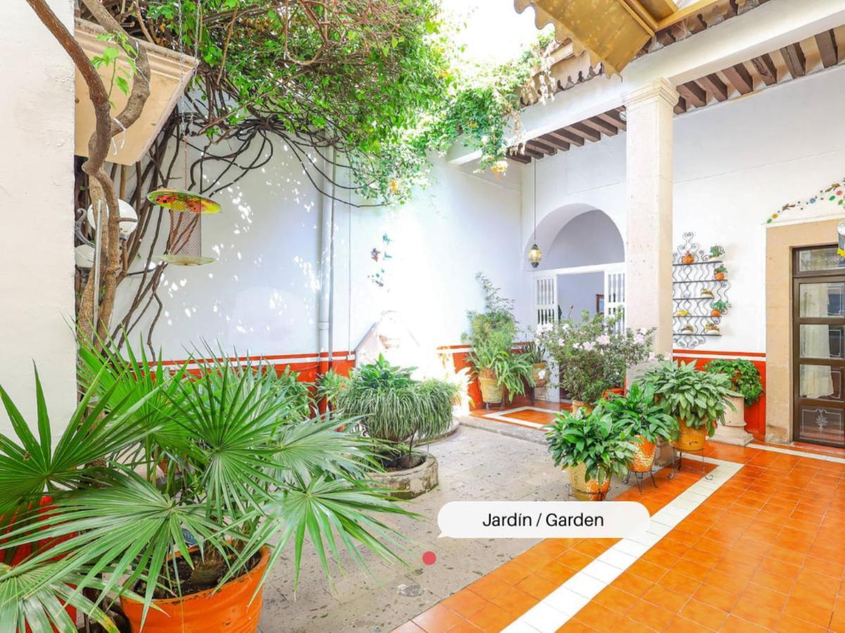 Casa De La Dulce Reyna * Morelia