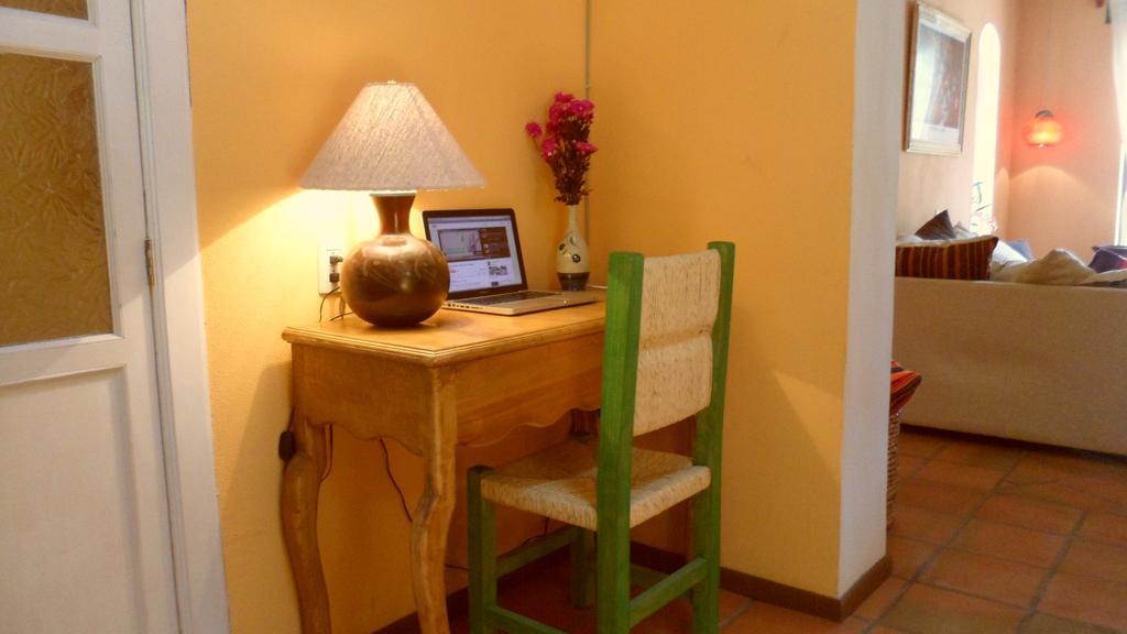 La Casa De Los Limones * Morelia