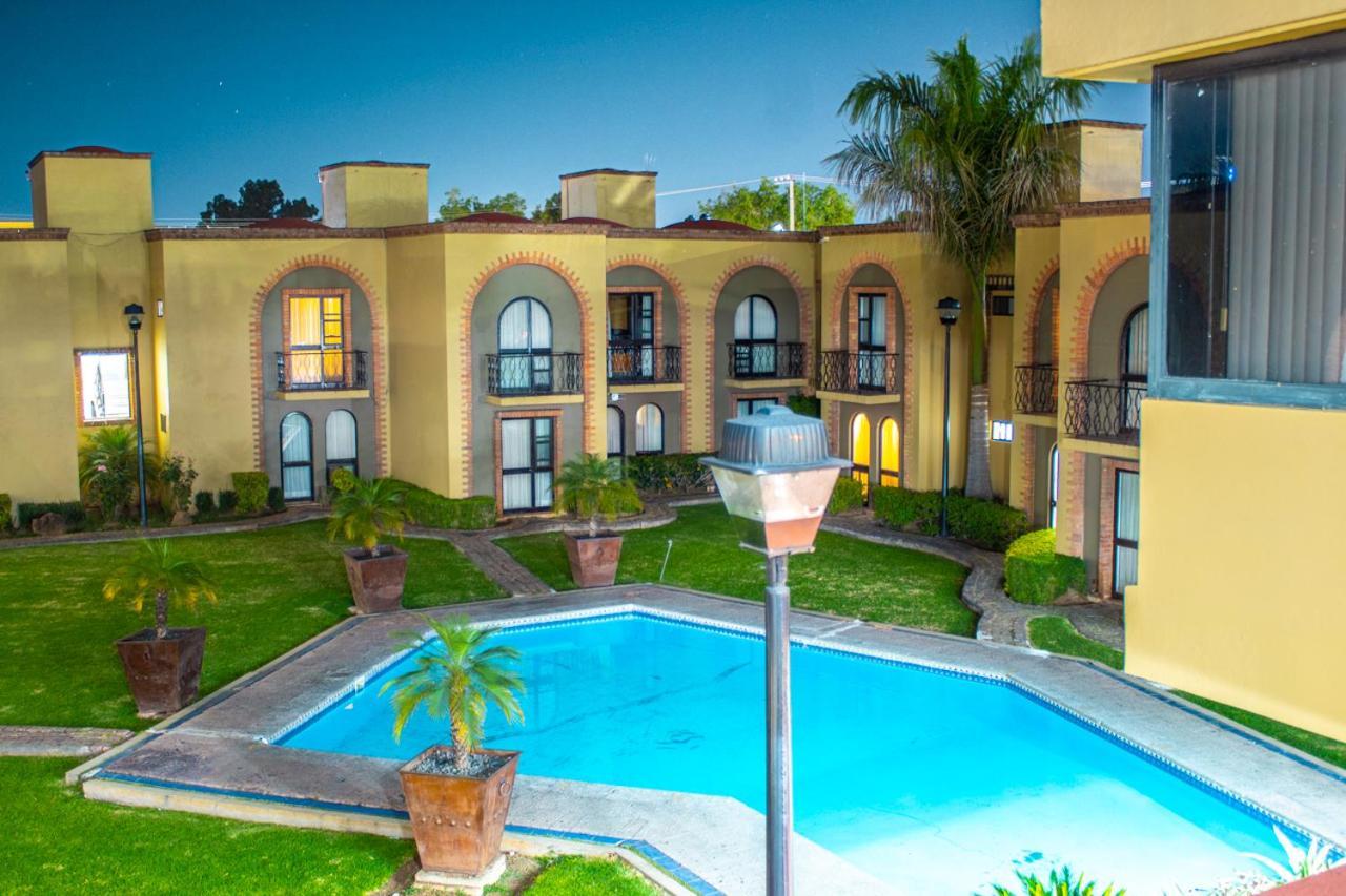 Capri Hotel 4*