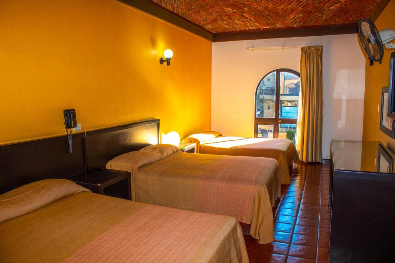 Capri Hotel 4*