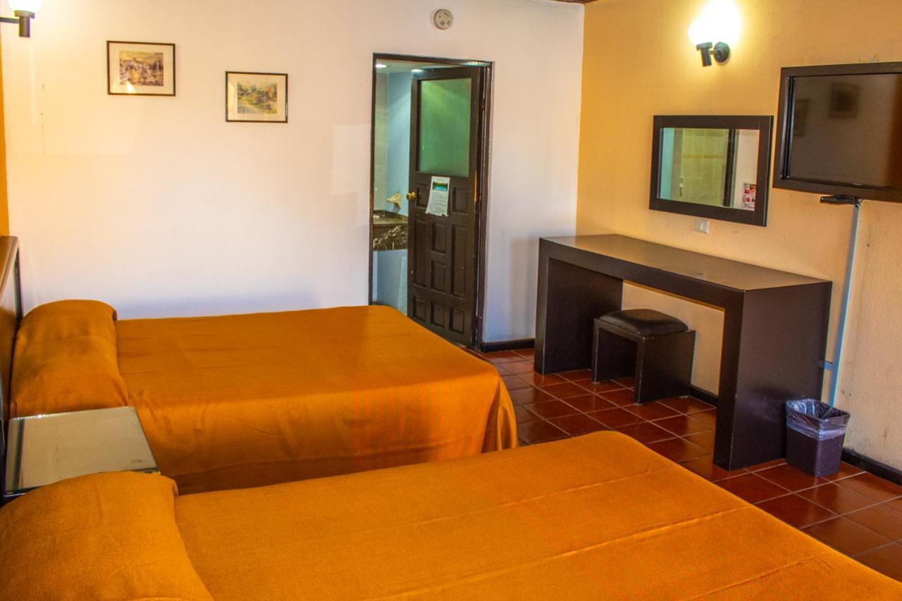 Capri Hotel 4*