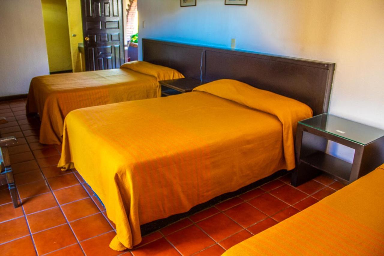 Capri 4*