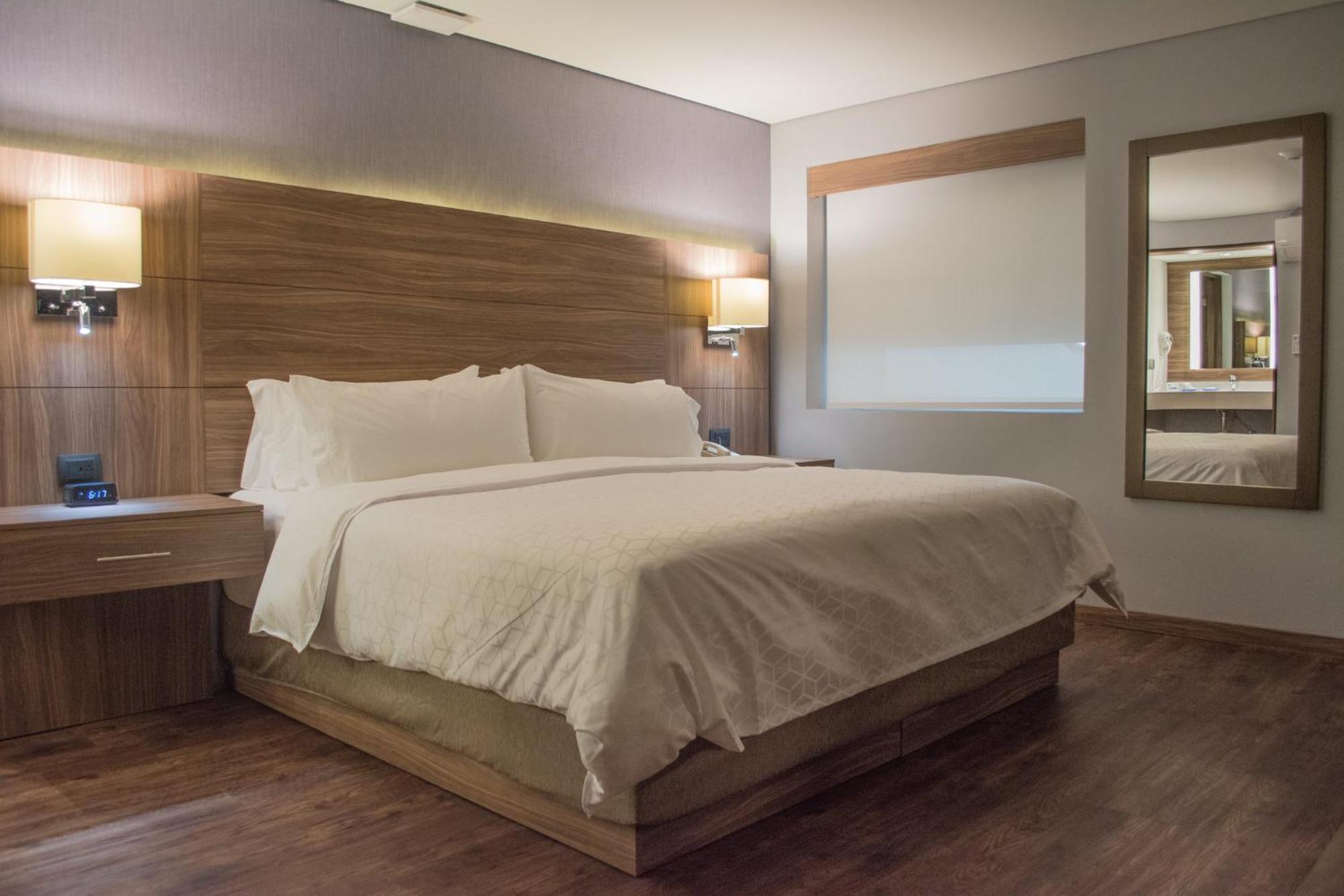 Express By Ihg 2* Morelia
