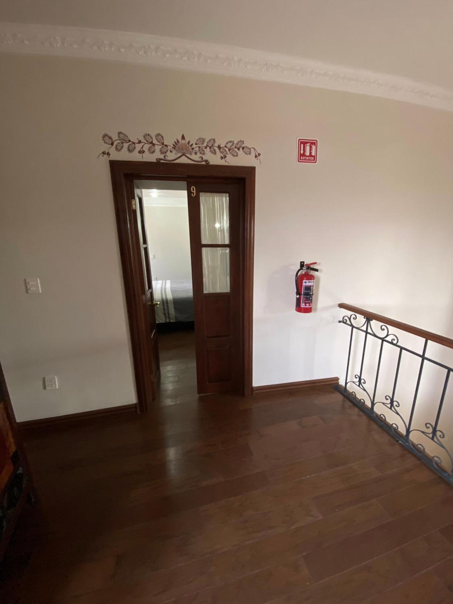 Cantera Real, 4*