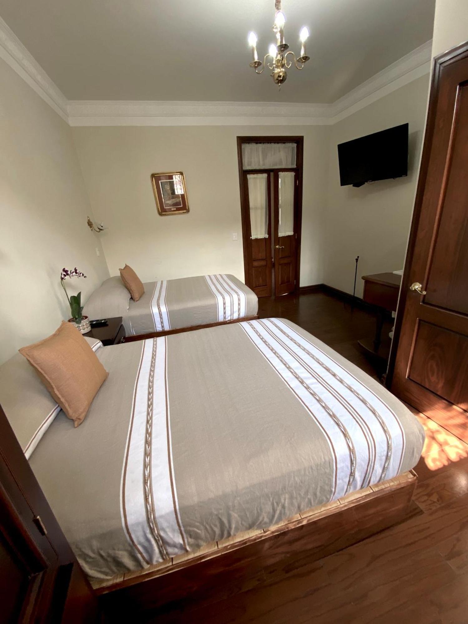 Cantera Real, 4*