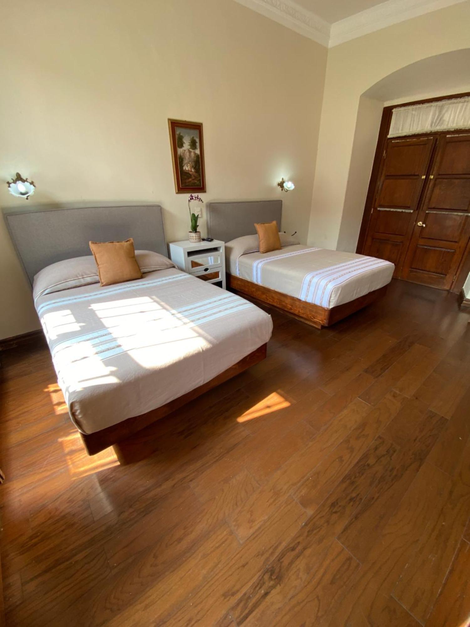 Hotel Cantera Real,
