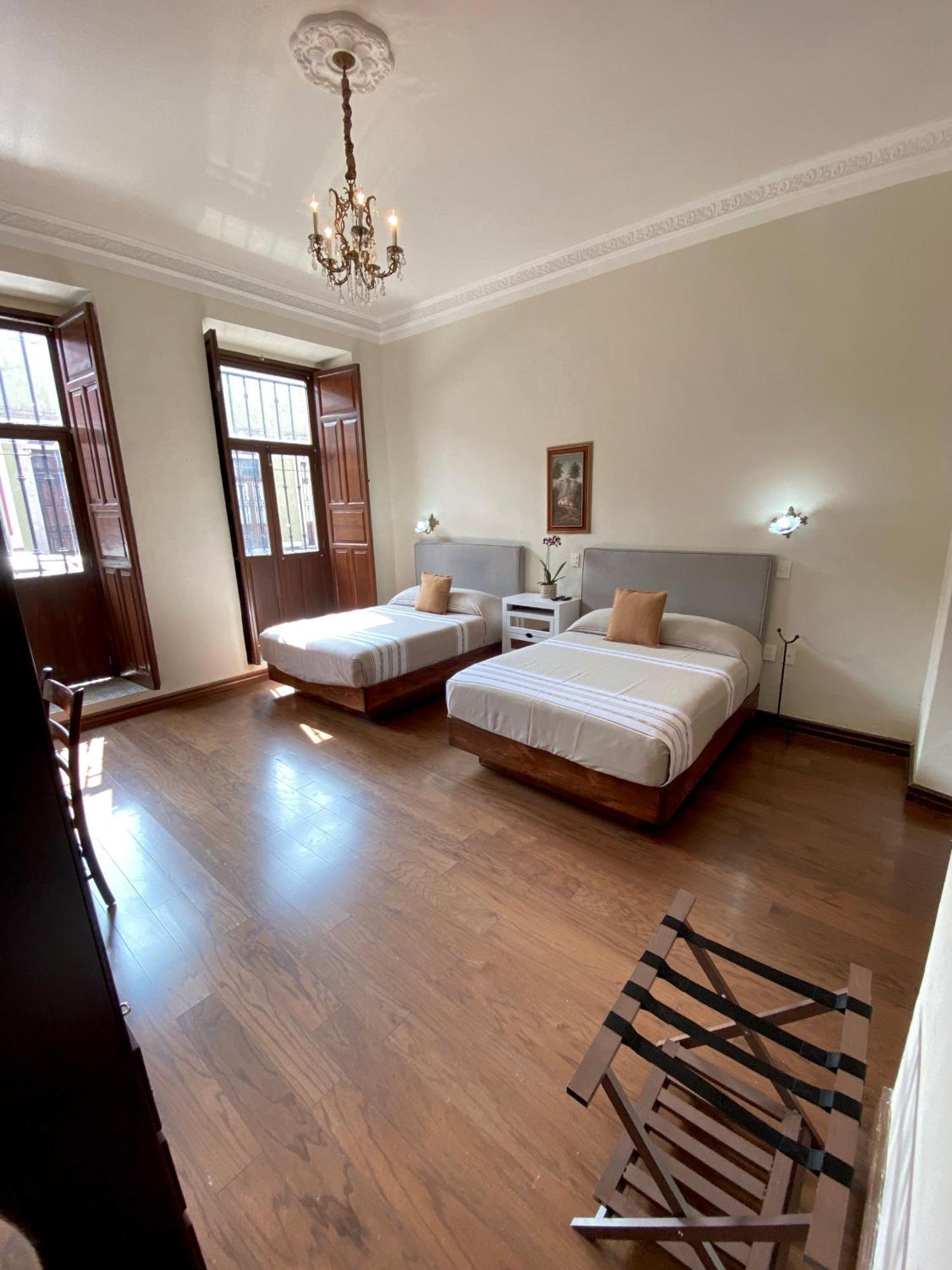Hotel Cantera Real,
