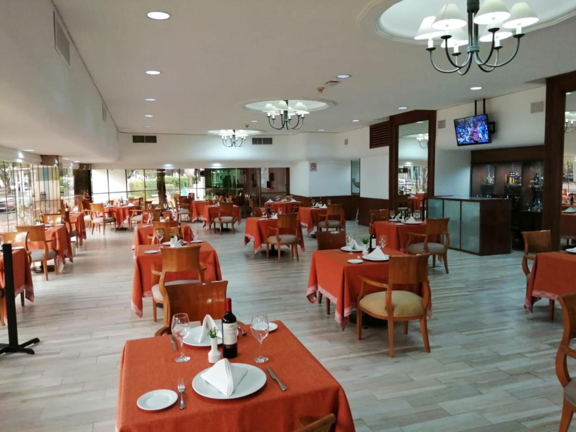 By Ihg