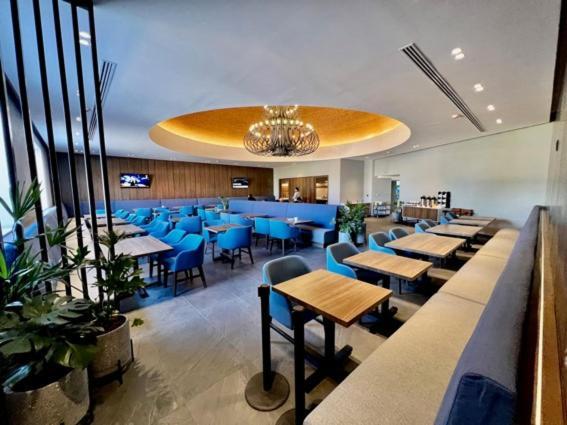Express By Ihg Hotel 2*
