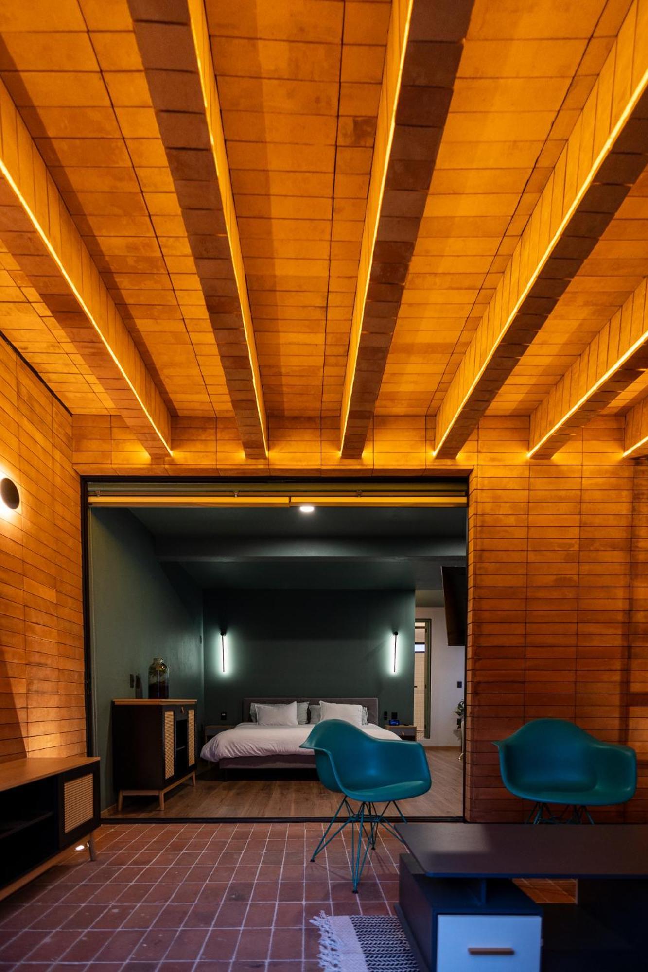 Casa Ann Loft Eames *