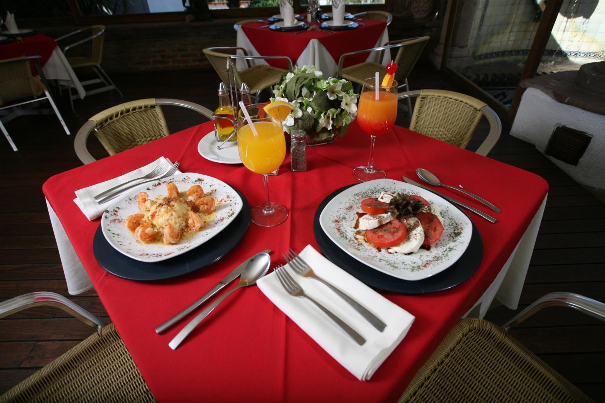 Hotel Casa De La Loma 5*