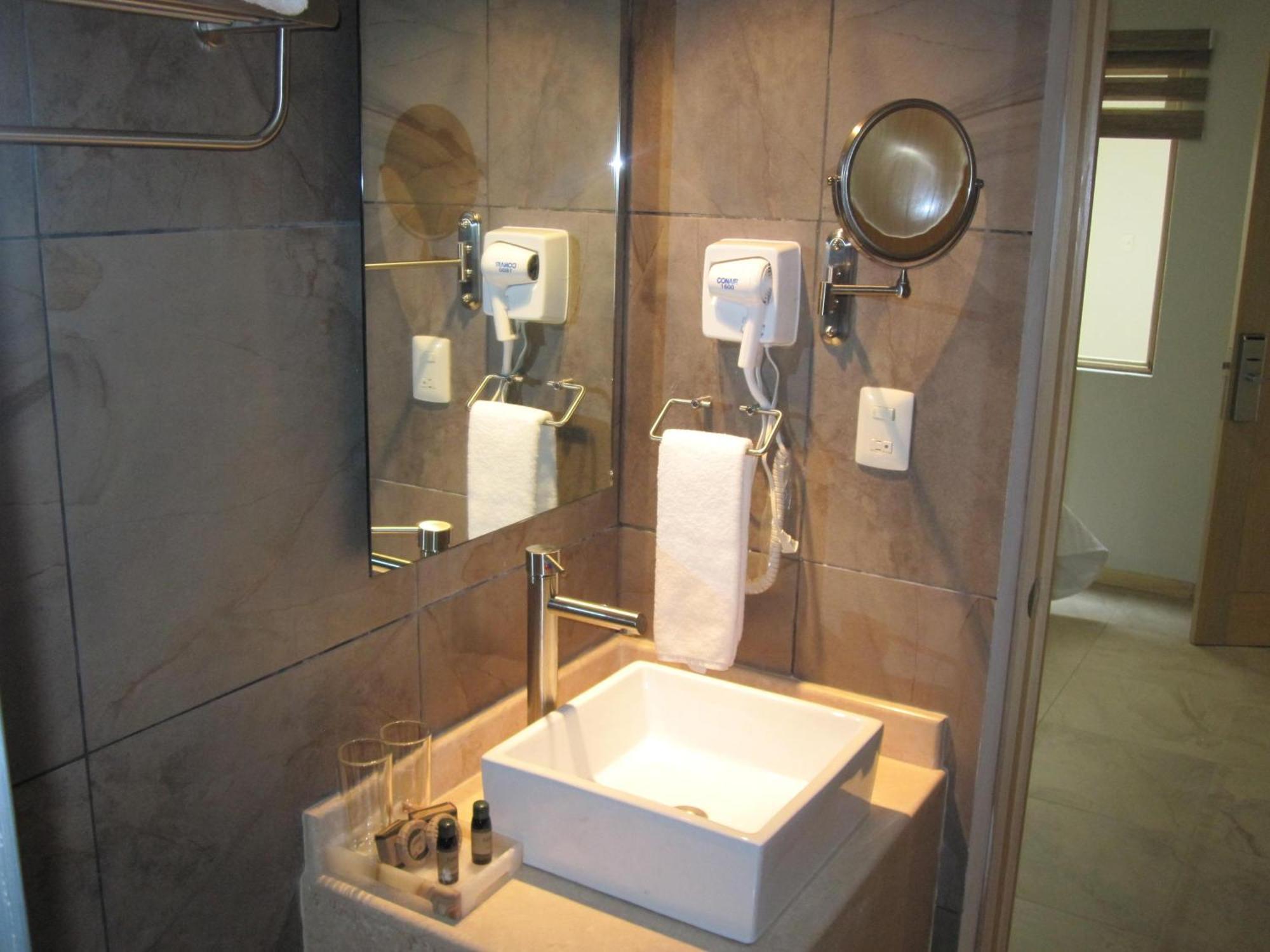 Rymma Hotel