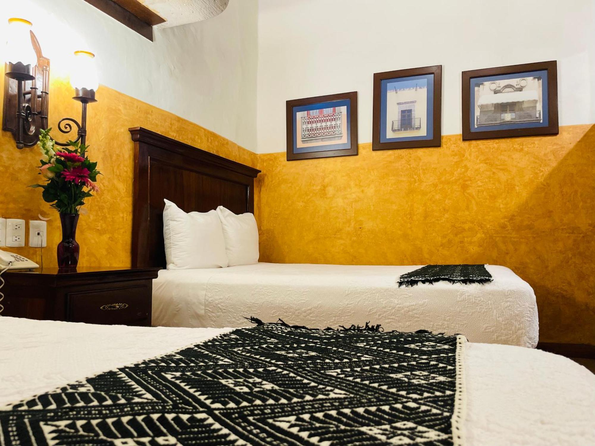 Historia Hotel