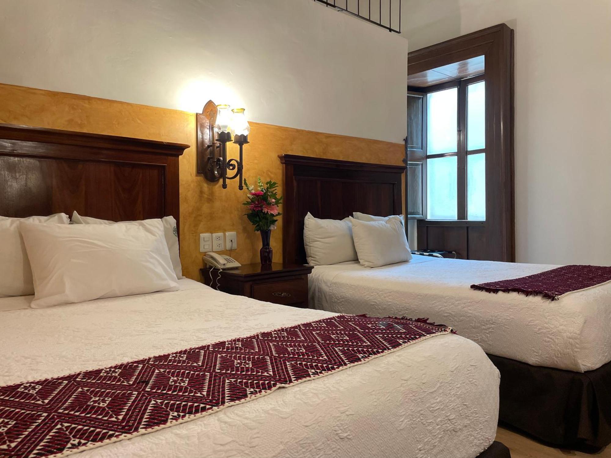 Historia Hotel 4*