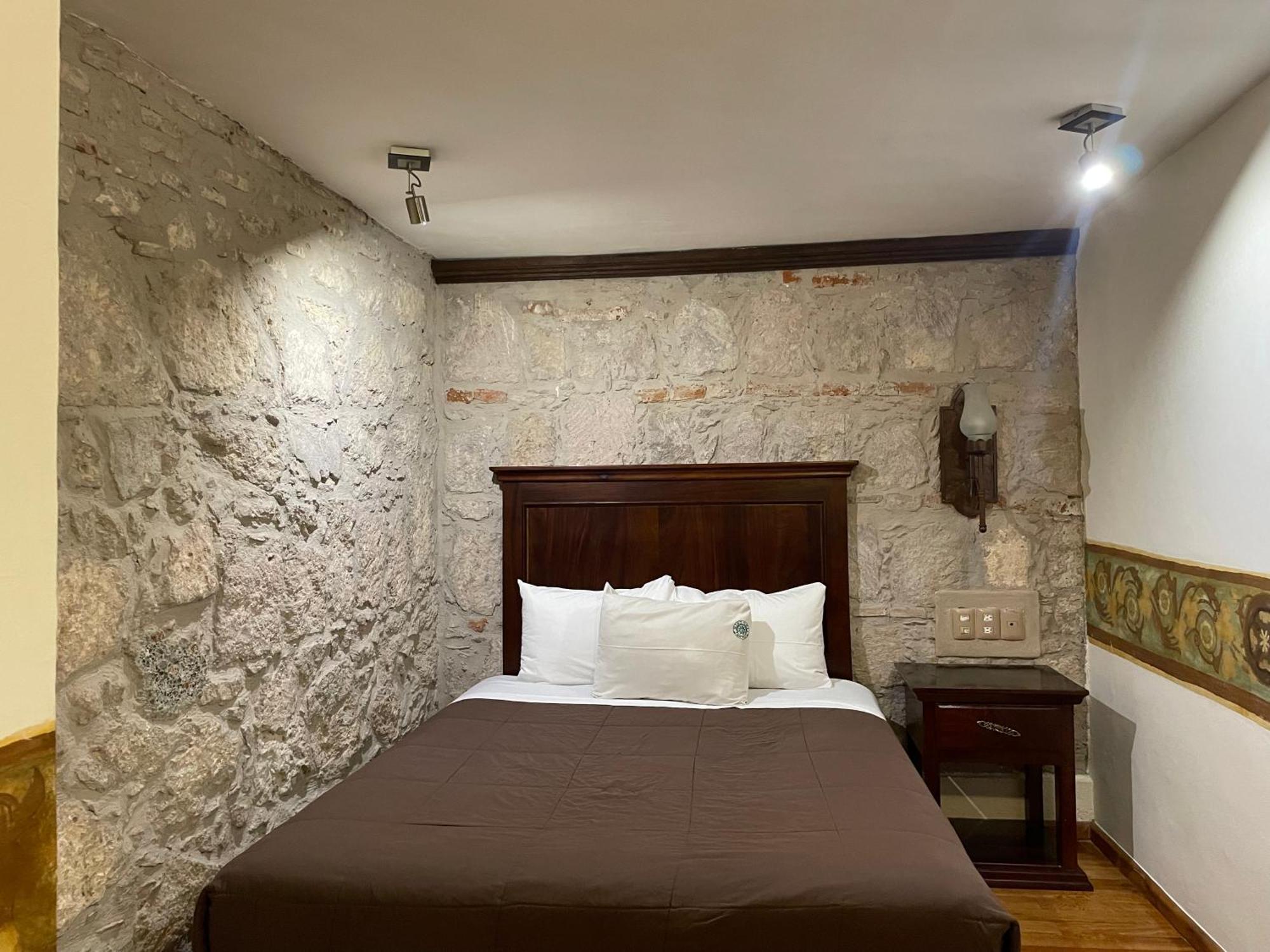 Historia Hotel 4*