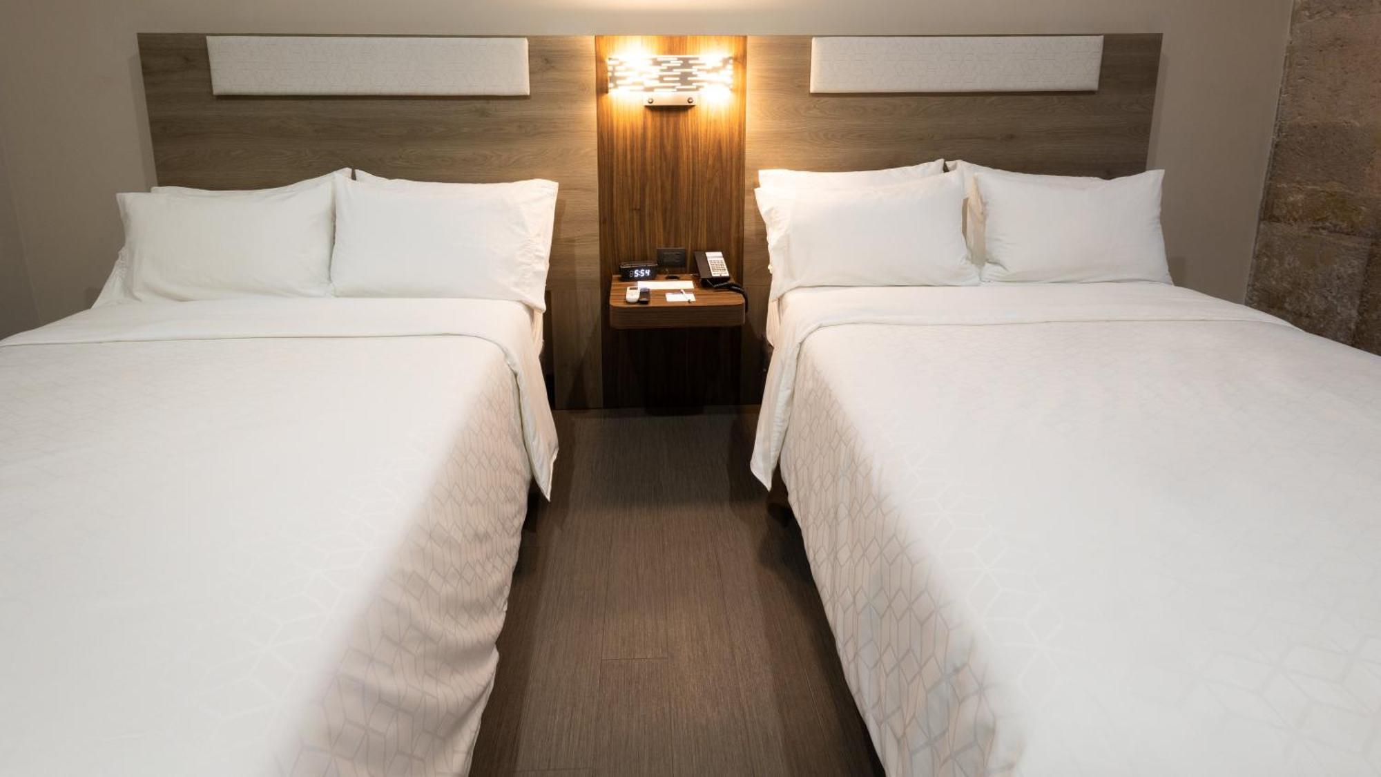 Express Centro Historico Hotel 4*