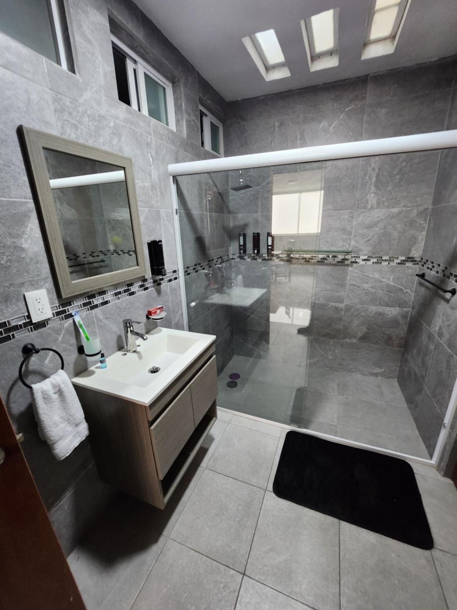 Apartamento Zona Centrica, Buena Ubicacion