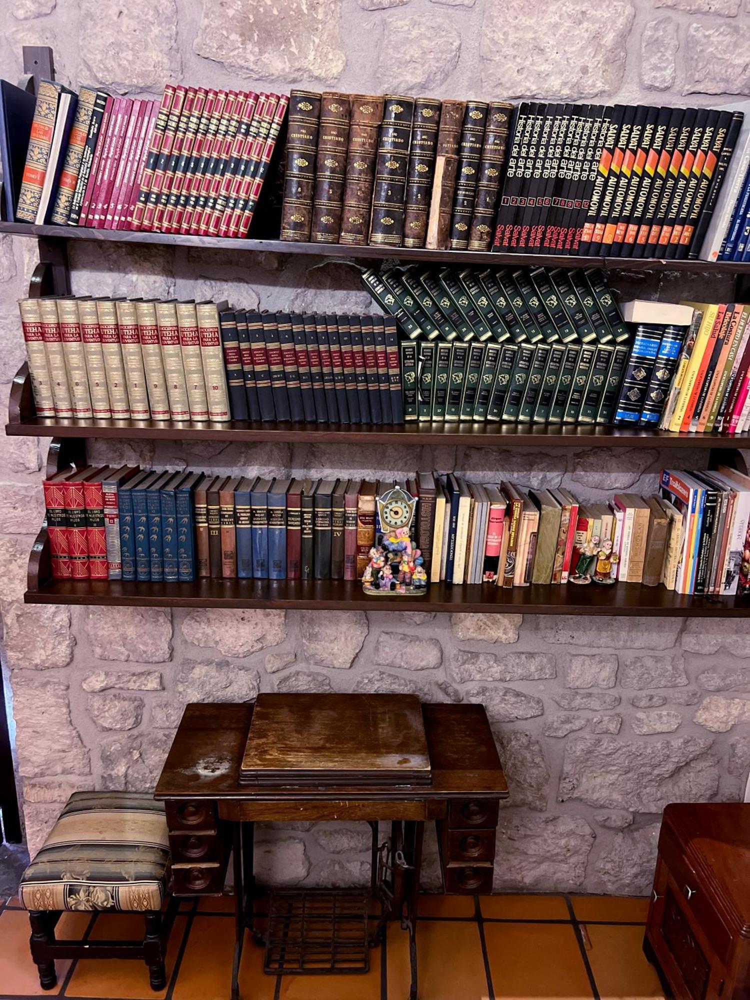Casa Monarca *